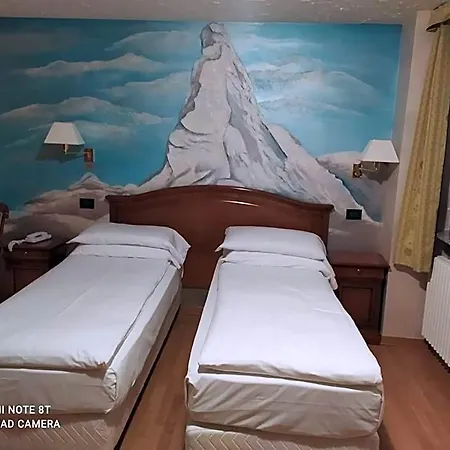 Hotel Breuil ברויל-קרוויניה