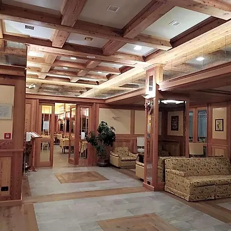 Hotel Breuil 3* ברויל-קרוויניה