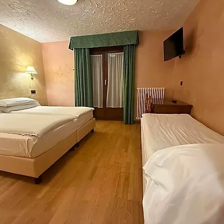 Hotel Breuil מלון ברויל-קרוויניה