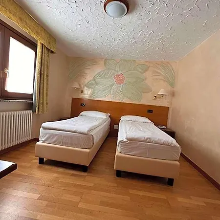 Hotel Breuil 3* ברויל-קרוויניה