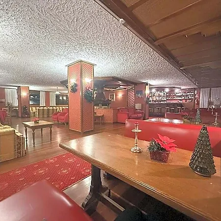 מלון Hotel Breuil ברויל-קרוויניה