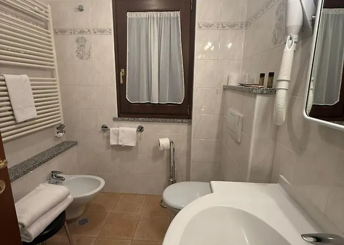 Hotel Breuil Szálloda 3*